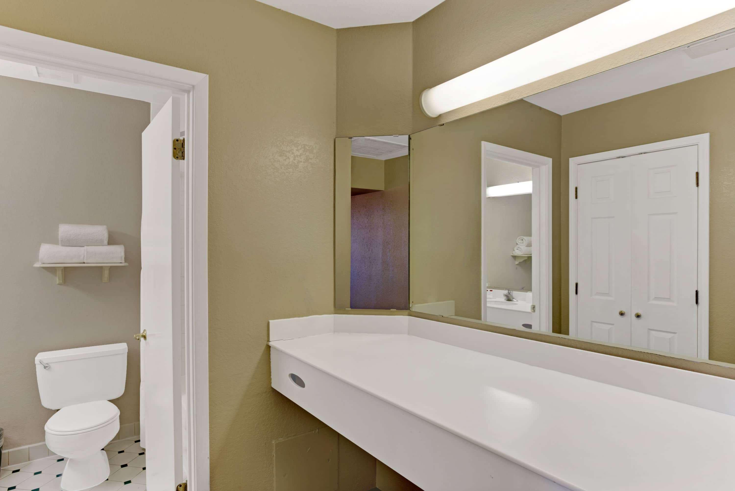 Days Inn By Wyndham Tucson City Center Luaran gambar