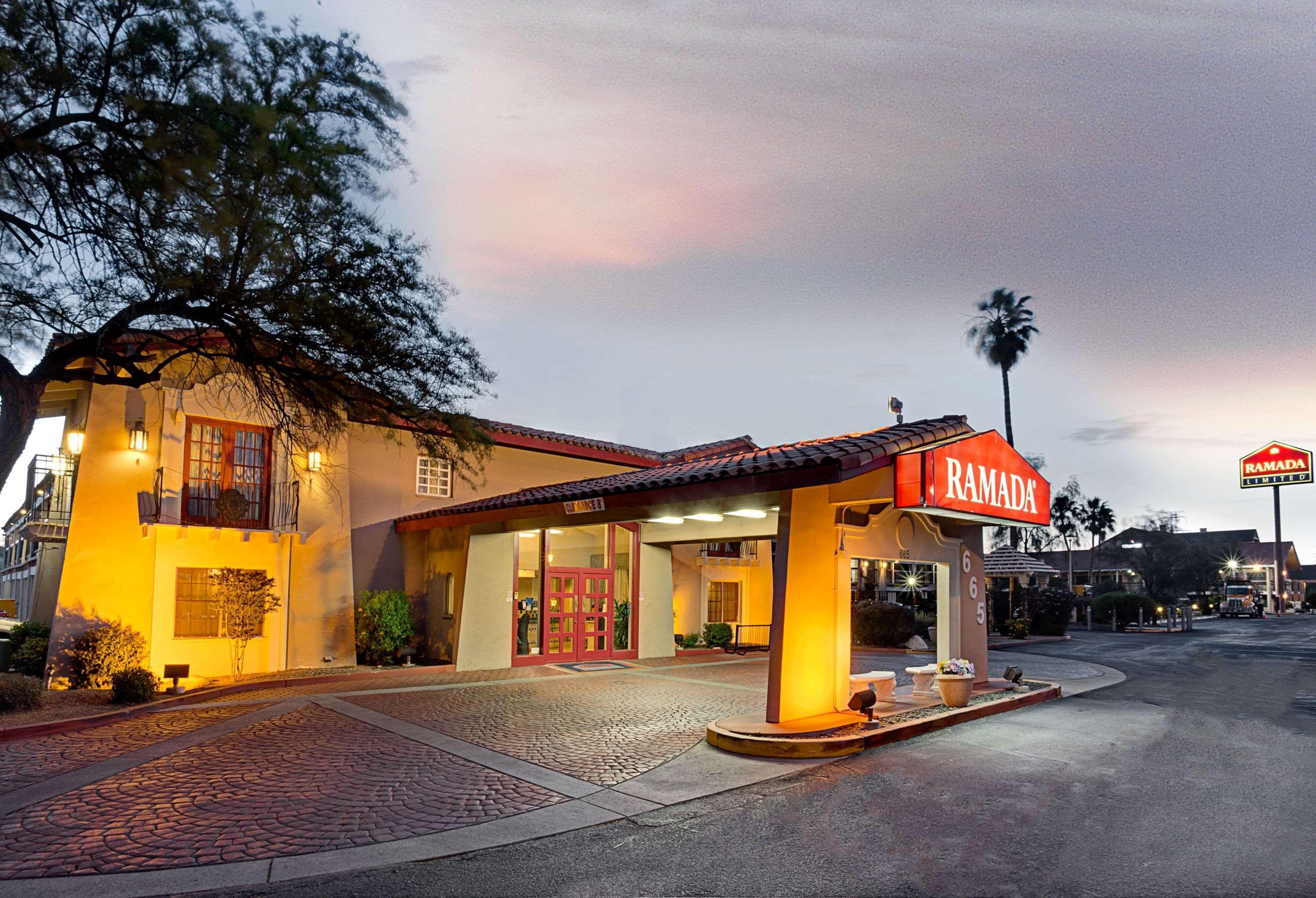 Days Inn By Wyndham Tucson City Center Luaran gambar